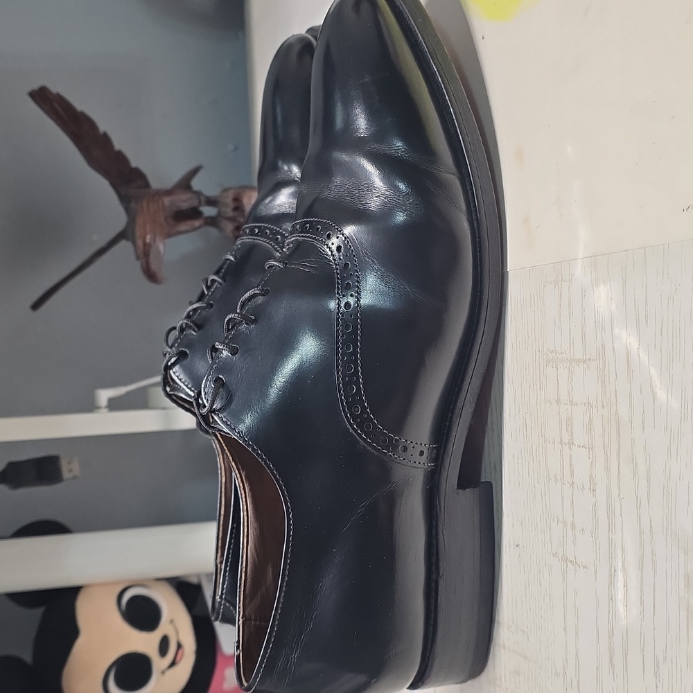 Allen Edmonds - Picture 3 of 13